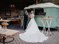 Wo Traumhochzeiten wahr werden: Charmed Weddings im Wasserschloss Schmieheim