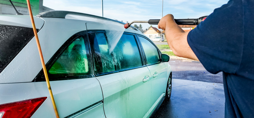 Sicher durch’s neue Jahr: Checkliste für Ihre Fahrzeugwartung im Frühjahr