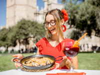 Paella wie in Valencia: Die richtige Pfanne macht den Unterschied