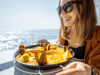 Valencianische Kellen: Das perfekte Zubehör für Ihre Paella