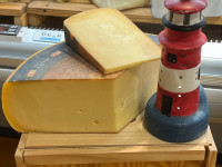 Neu im Sortiment: Bernsteinkäse – Dänischer Bio-Schnittkäse