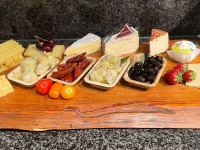 Inspiration: Käseplatte für 6–8 Personen zum Brunchen